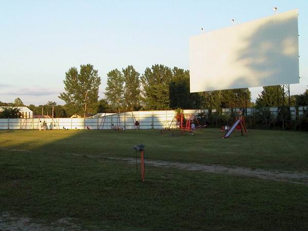 5 Mile Drive-In Theatre - Lot And Screen (newer photo)